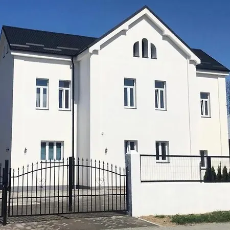 7- Stefanik
