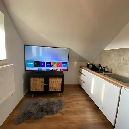 7- Stefanik Apartment *