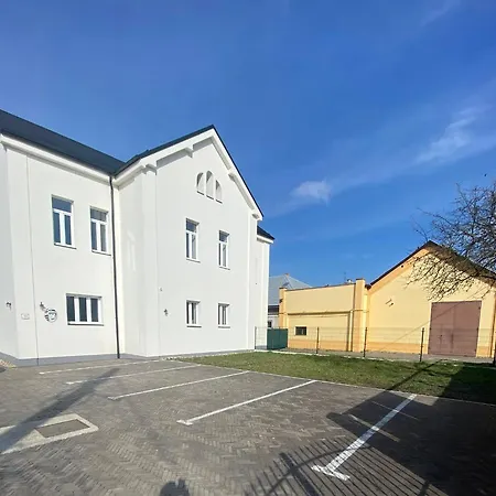 7- Stefanik *